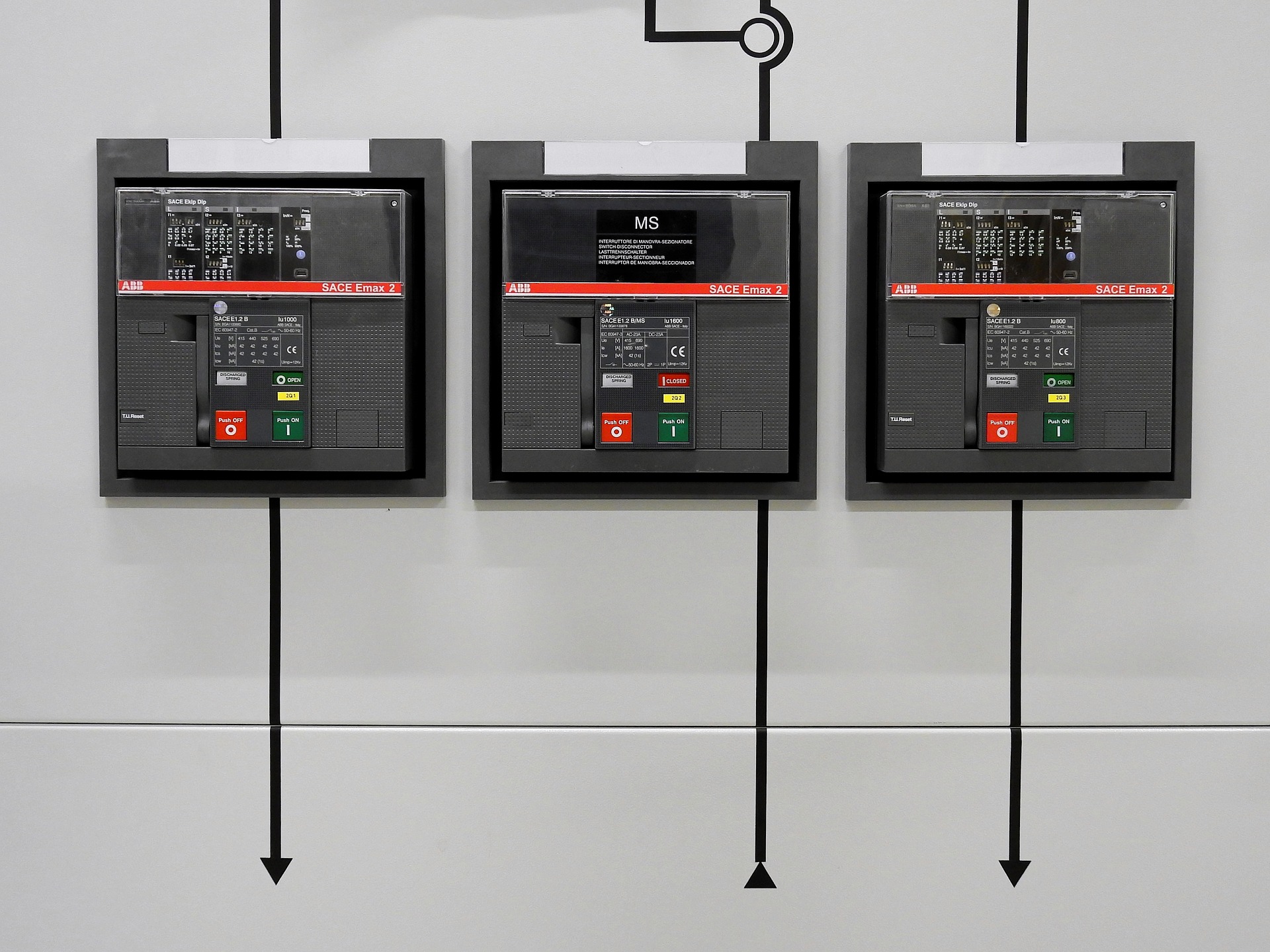 Switchgear vs. Switchboard & Their Real World Applications RELECTRIC