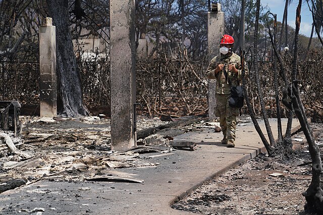 Emergency response to Lahaina fire
